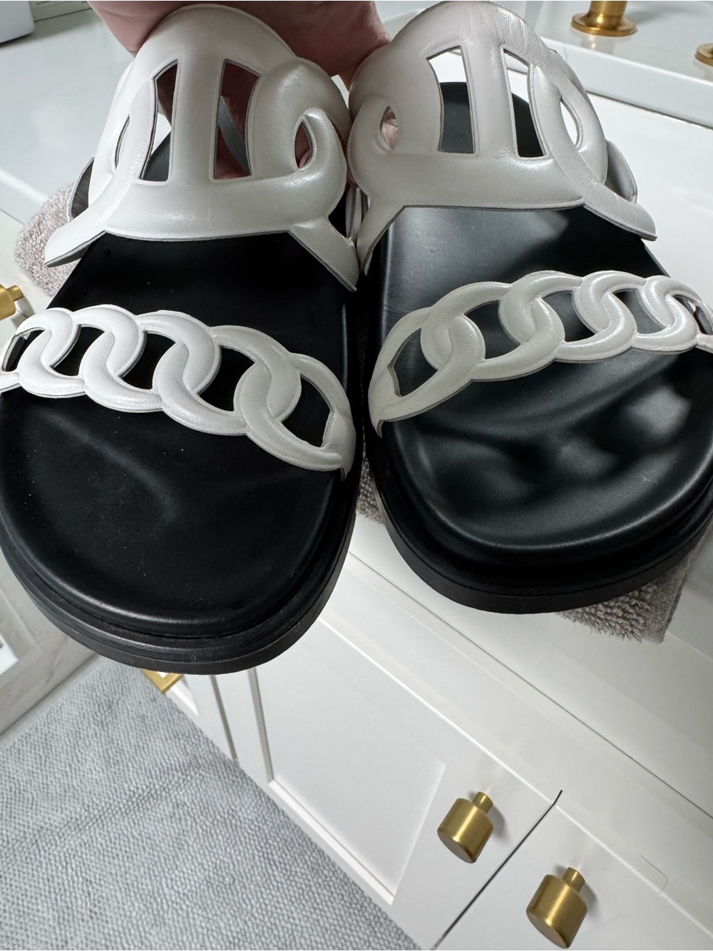 Hermes Extra White Chain-Link Slide Sandals - Picture 8 of 13